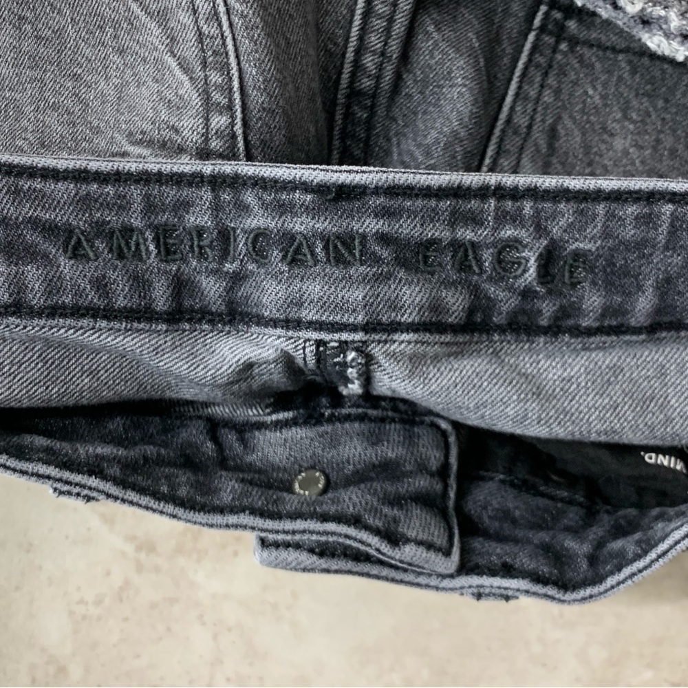 American Eagle Women Size 0 Jeans Mom Straight Pants Gray Distressed 100% Cotton - Picture 7 of 9